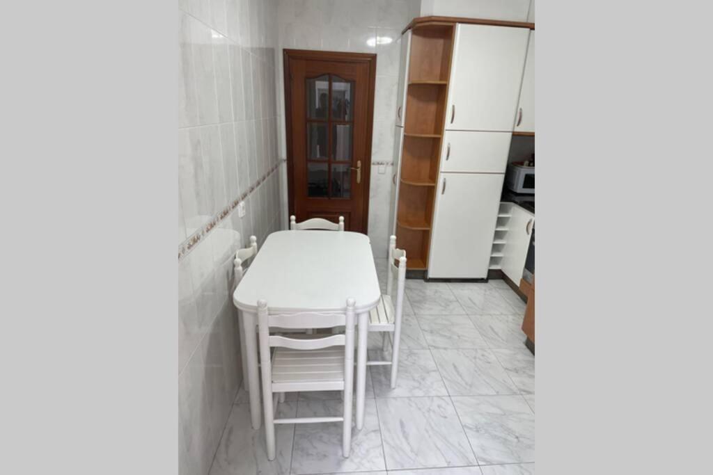 Apartamento Plaza Del Parque Vilanova de Arousa Exterior foto