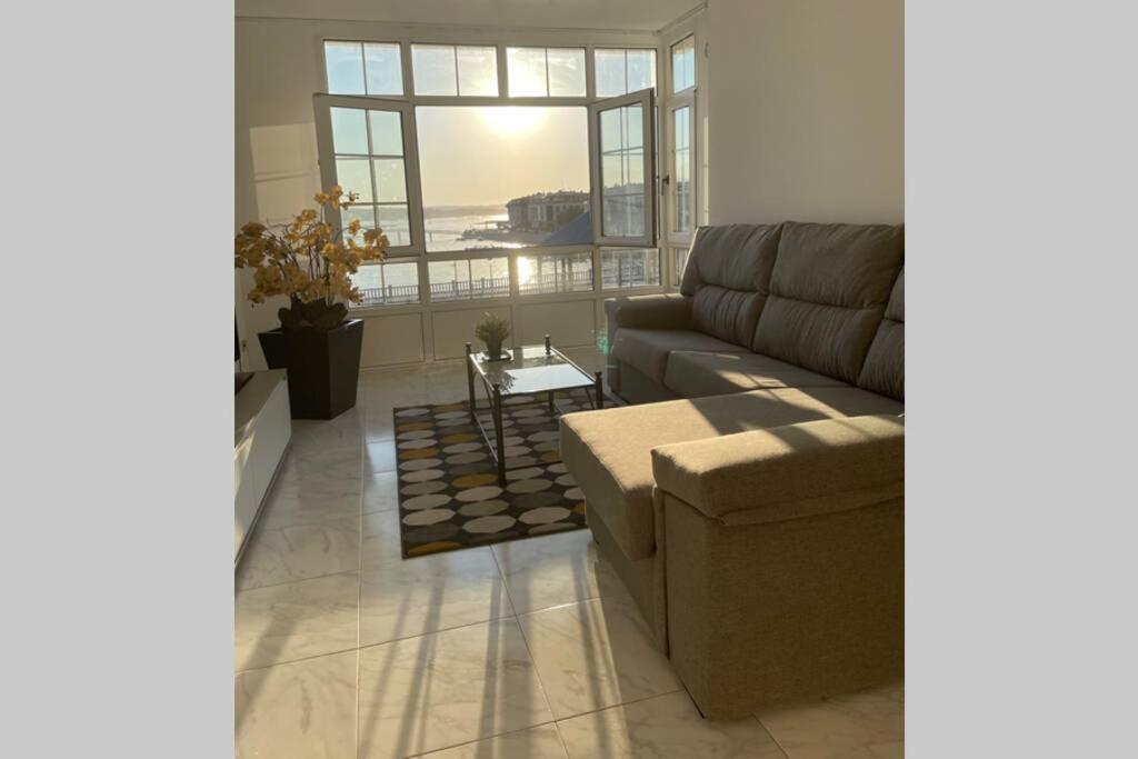 Apartamento Plaza Del Parque Vilanova de Arousa Exterior foto